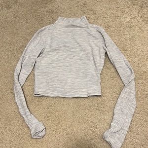 lulu lemon athletic top, cropped, size 2/4 or S